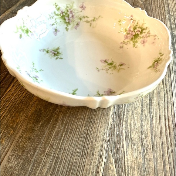 Set of Two Vintage Theodore Haviland Limoges Bowls - Picture 10 of 16